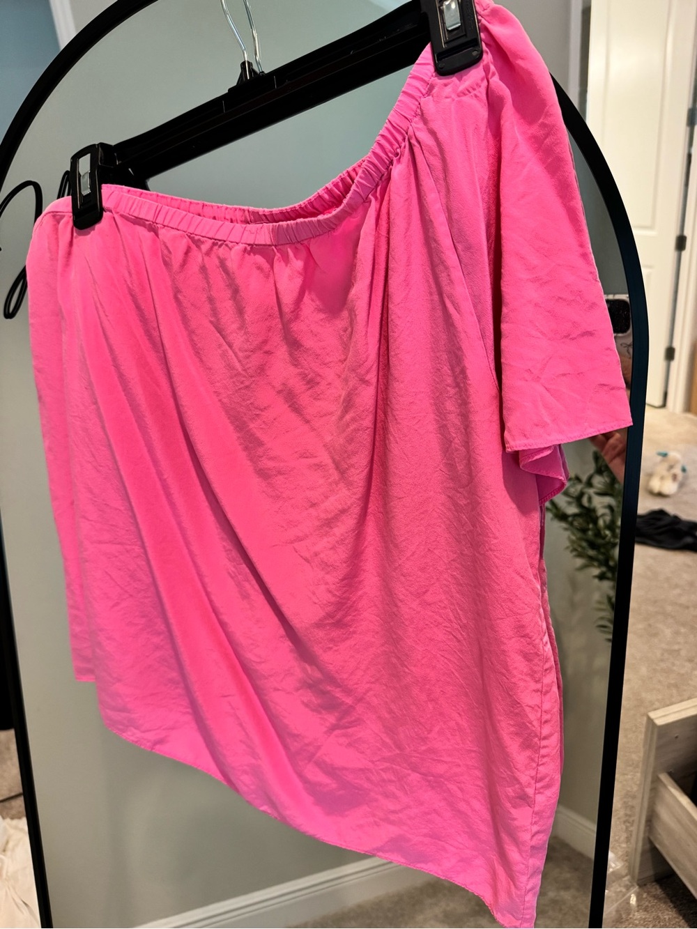 Lilly Pulitzer Off-Shoulder Top - Hot Pink